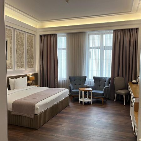 Theatrum Hotel Baku Ngoại thất bức ảnh
